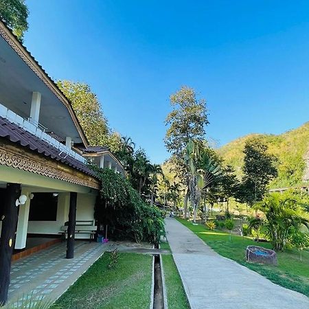 Baan Rim Kwai Paerimnam Resort 北碧府 外观 照片